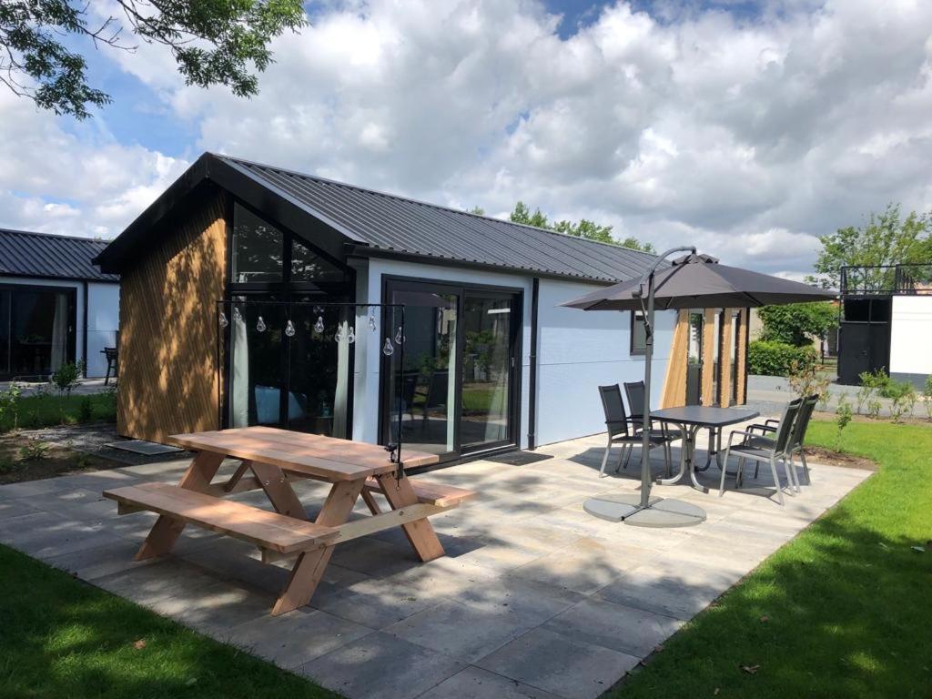 Luxe En Gezellig Chalet Aan Veluwemeer 4 Pers Hulshorst Exteriér fotografie