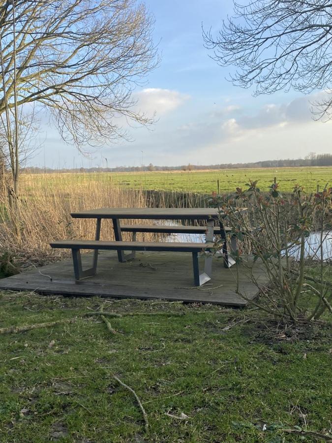 Luxe En Gezellig Chalet Aan Veluwemeer 4 Pers Hulshorst Exteriér fotografie