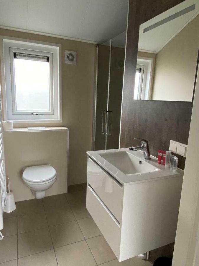 Luxe En Gezellig Chalet Aan Veluwemeer 4 Pers Hulshorst Exteriér fotografie
